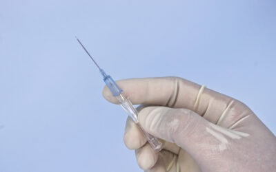 ¿Para qué sirve la plata en un catéter intravenoso?