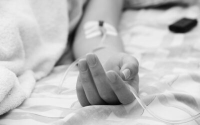 Colla in cianoacrilato: un nuovo alleato per la prevenzione delle complicanze catetere correlate?